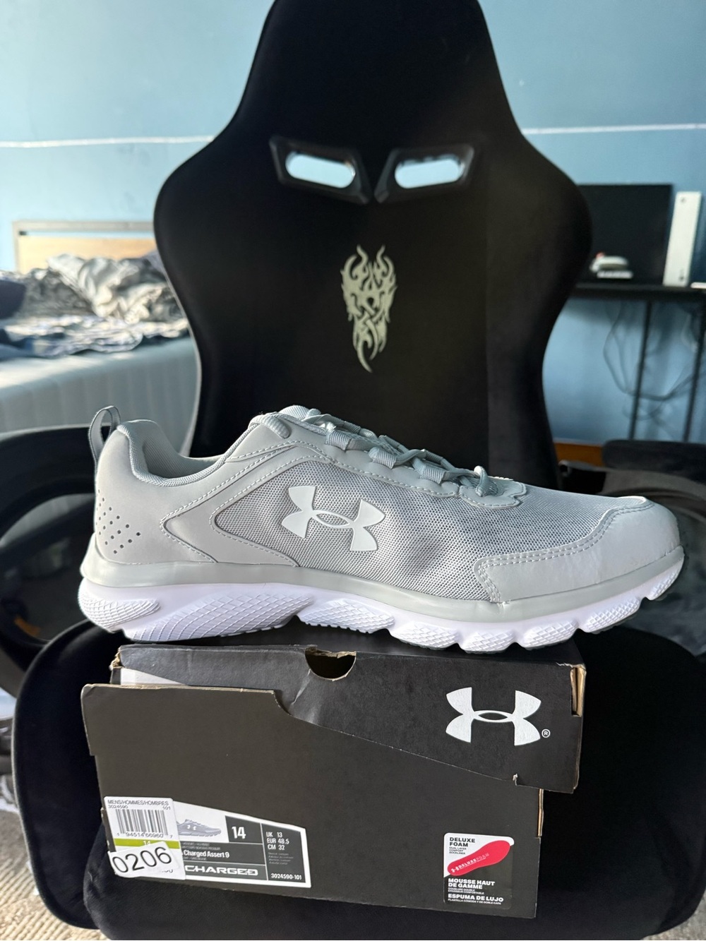 Under Armour Men’s Light Grey Athletic Training Shoes